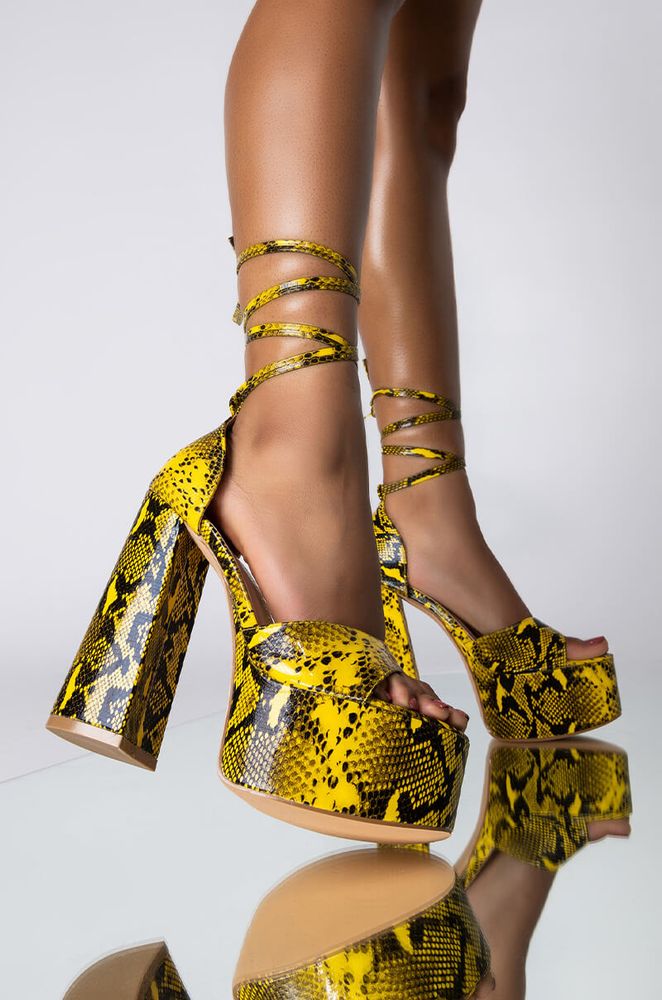Azalea wang AKIRA Azalea Wang It's A Hot Girl Summer Chunky Heel Sandal  Yellow | Foxvalley Mall