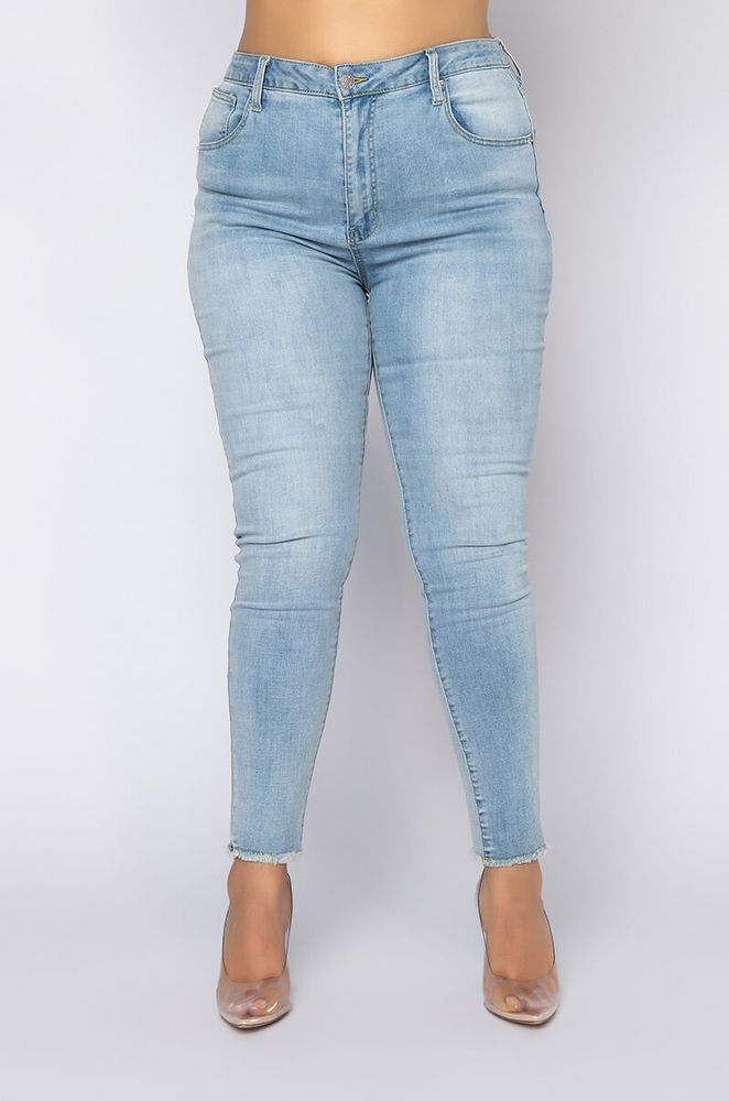 Plus High Waist Lace Up Skinny Jean