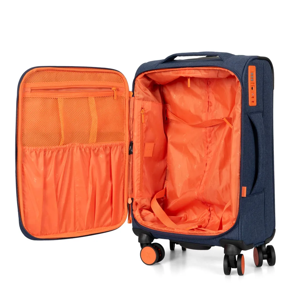 Expedition Softside 22" Carry-On Luggage