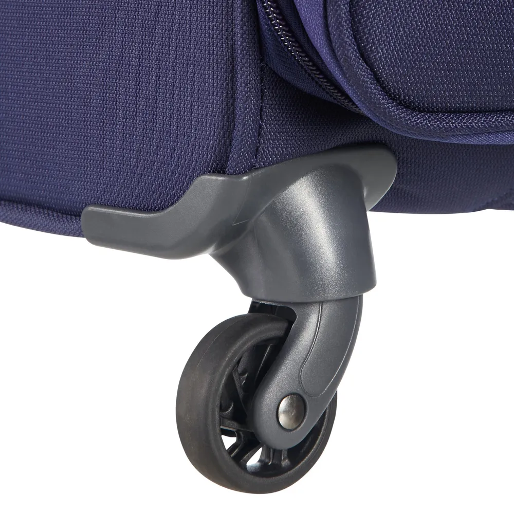 Base Boost Softside 25" Luggage