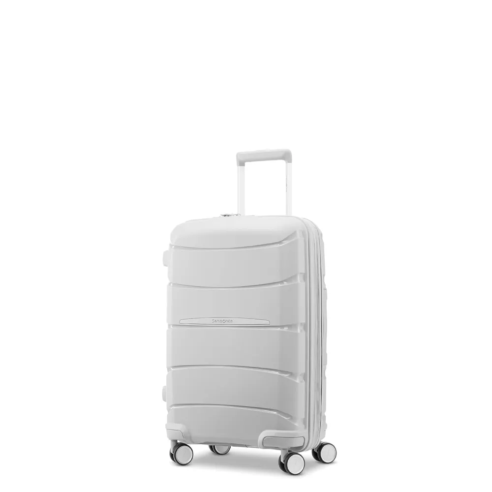 Outline Pro Hardside 21.5" Carry-on