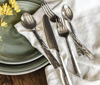 Charlotte 5-Piece Flatware Setting (Gift Boxed)