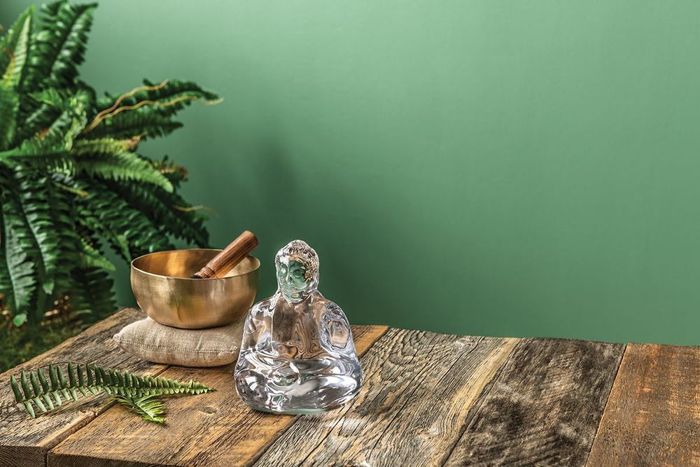 Medium Glass Buddha | Handmade Home Decor | Simon Pearce
