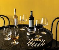 Vintner White Wine Glass | Stemware | Simon Pearce