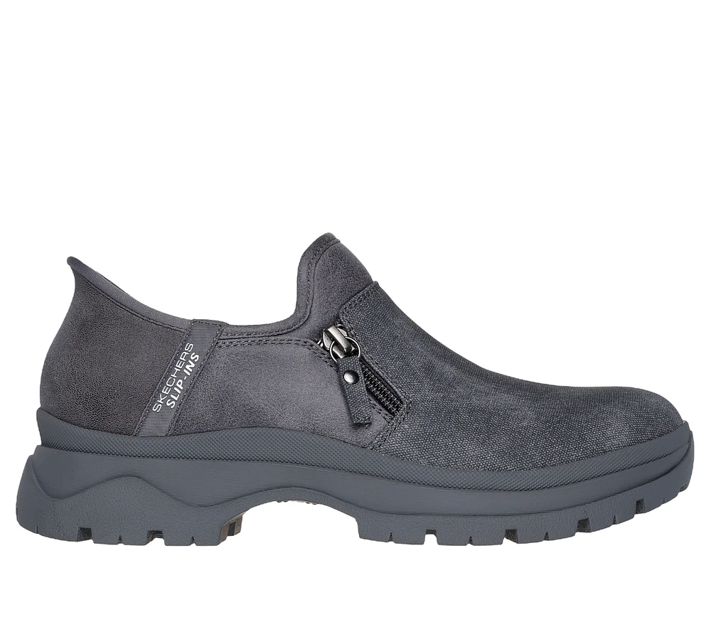 Skechers Slip-ins: BOBS Broadies - Trail Pursuit