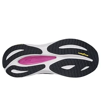 Skechers Slip-ins: Max Cushioning Propulsion