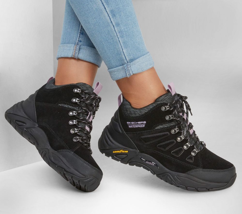 Relaxed Fit: Skechers Arch Fit Recon