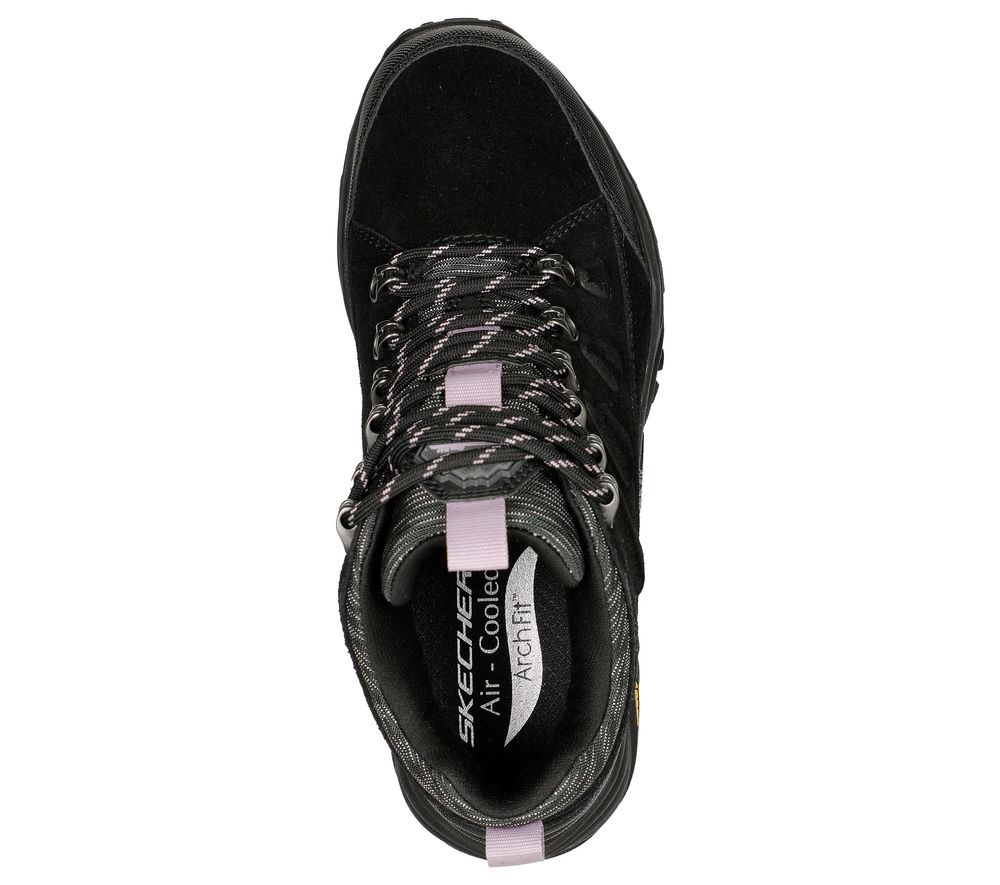 Relaxed Fit: Skechers Arch Fit Recon