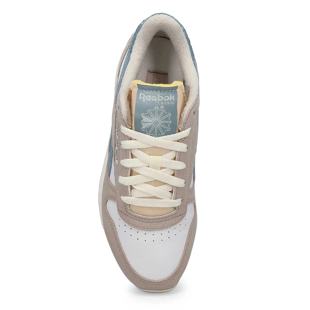 Womens Classic Leather Lace Up Sneaker - Moon/Moonstone/Soft Slate