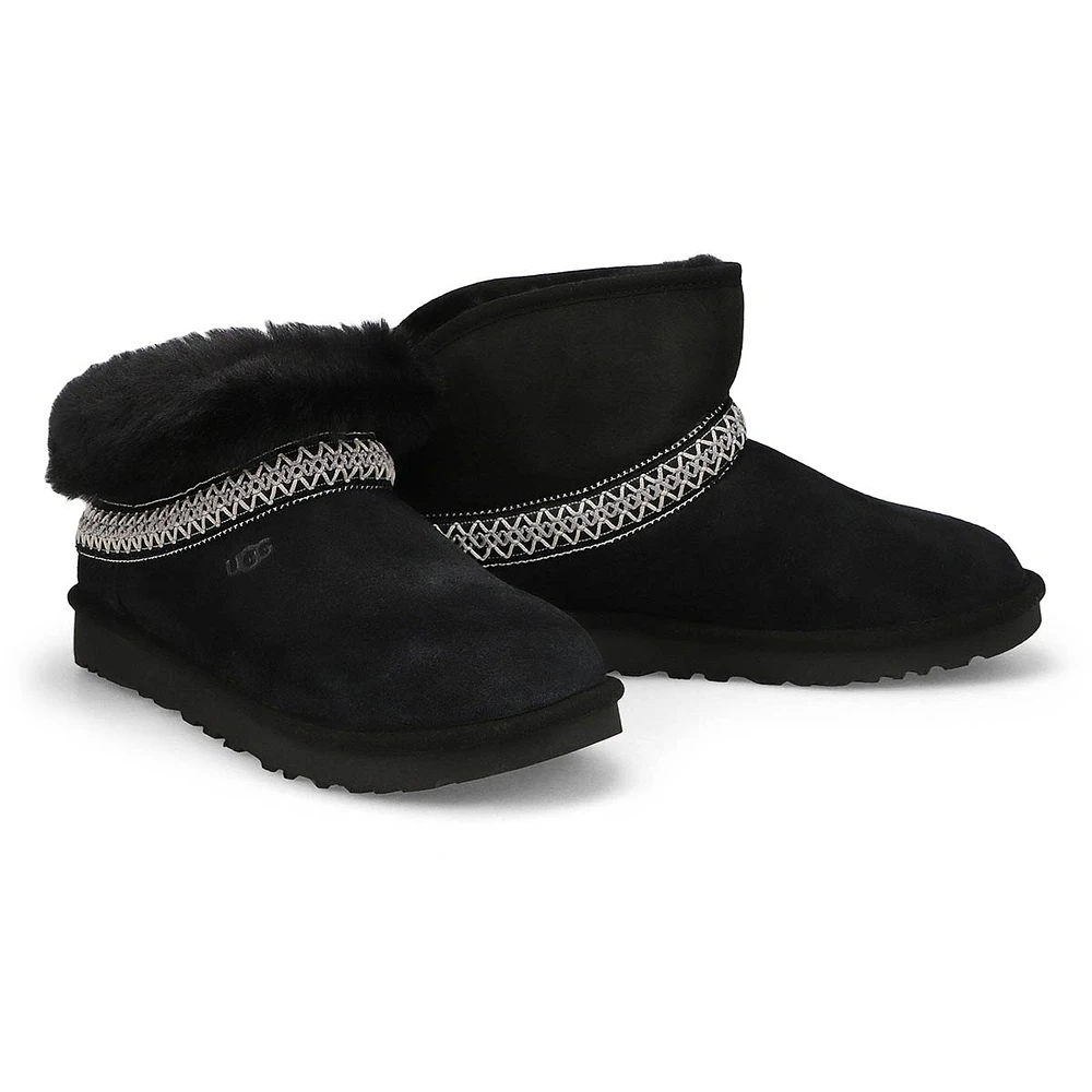 Womens Classic Mini Crescent Boot - Black