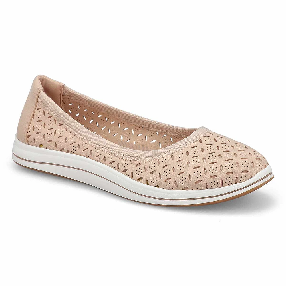 Womens Breeze Roam Casual Shoe - Light Sand