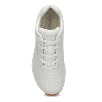 Womens Uno Stand On Air Sneaker - White