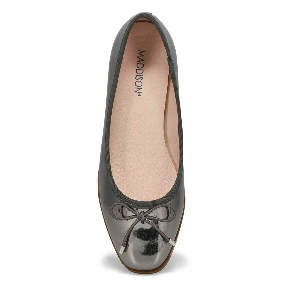 Womens Paislee-M Leather Ballerina Flat - Pewter