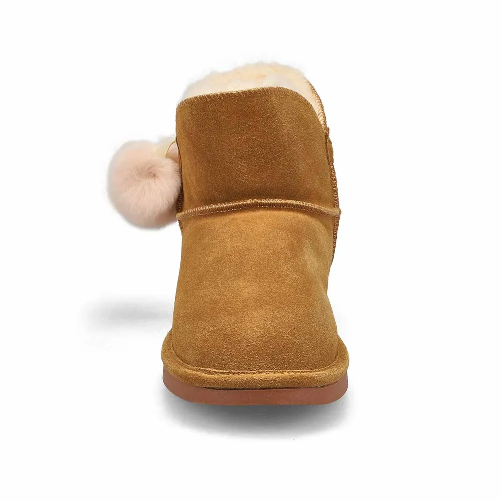 Womens Smocs 5 Low Pom Suede Boot - Chestnut