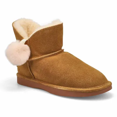 Womens Smocs 5 Low Pom Suede Boot - Chestnut