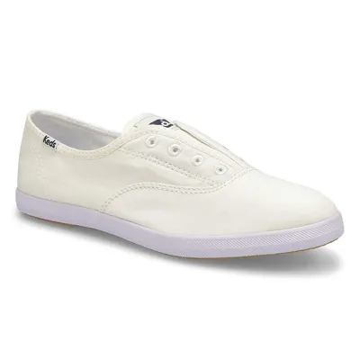 Womens Chillax Sneaker - White
