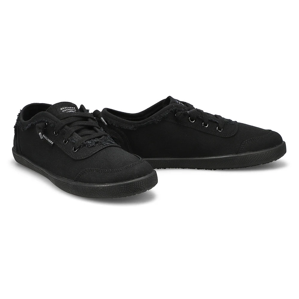 Women's B Cute Slip Resistant Sneaker - Black