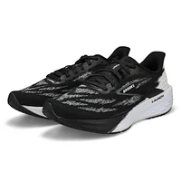 Men's Launch 11 Lace Up Performance Sneaker