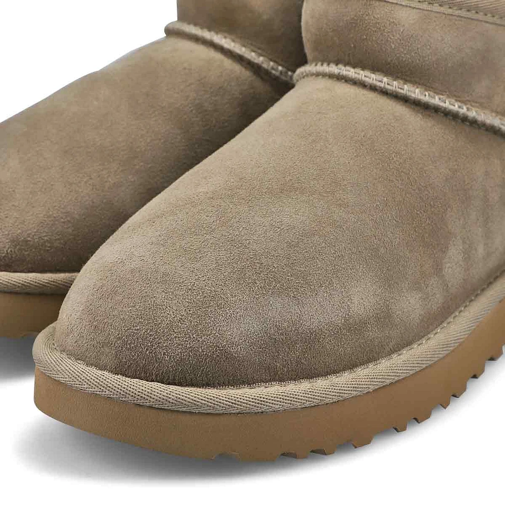 Bottes CLASSIC ULTRA MINI, châtain, femmes