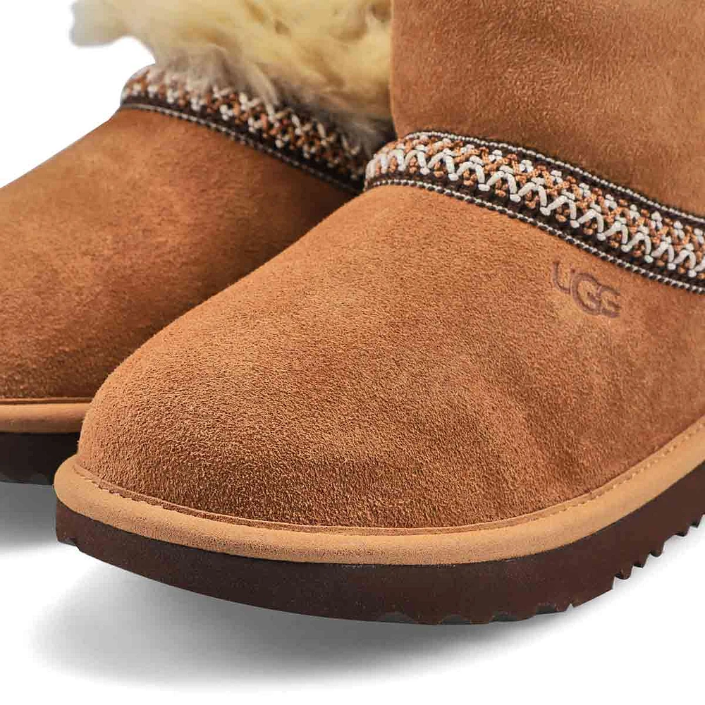 Girl's Mini Crescent Sheepskin Boot - Chestnut