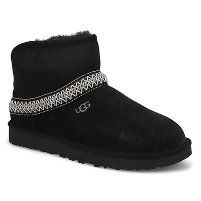 Women's Classic Mini Crescent Boot