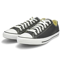 Men's Chuck Taylor All Star Core Sneaker - Maroon