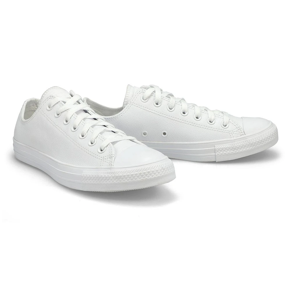 Men's Chuck Taylor All Star Classic Leather Sneake