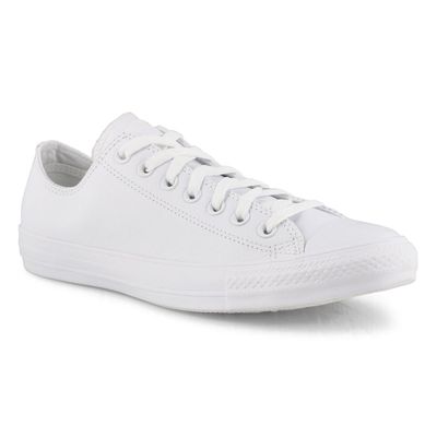 Men's Chuck Taylor All Star Classic Leather Sneake