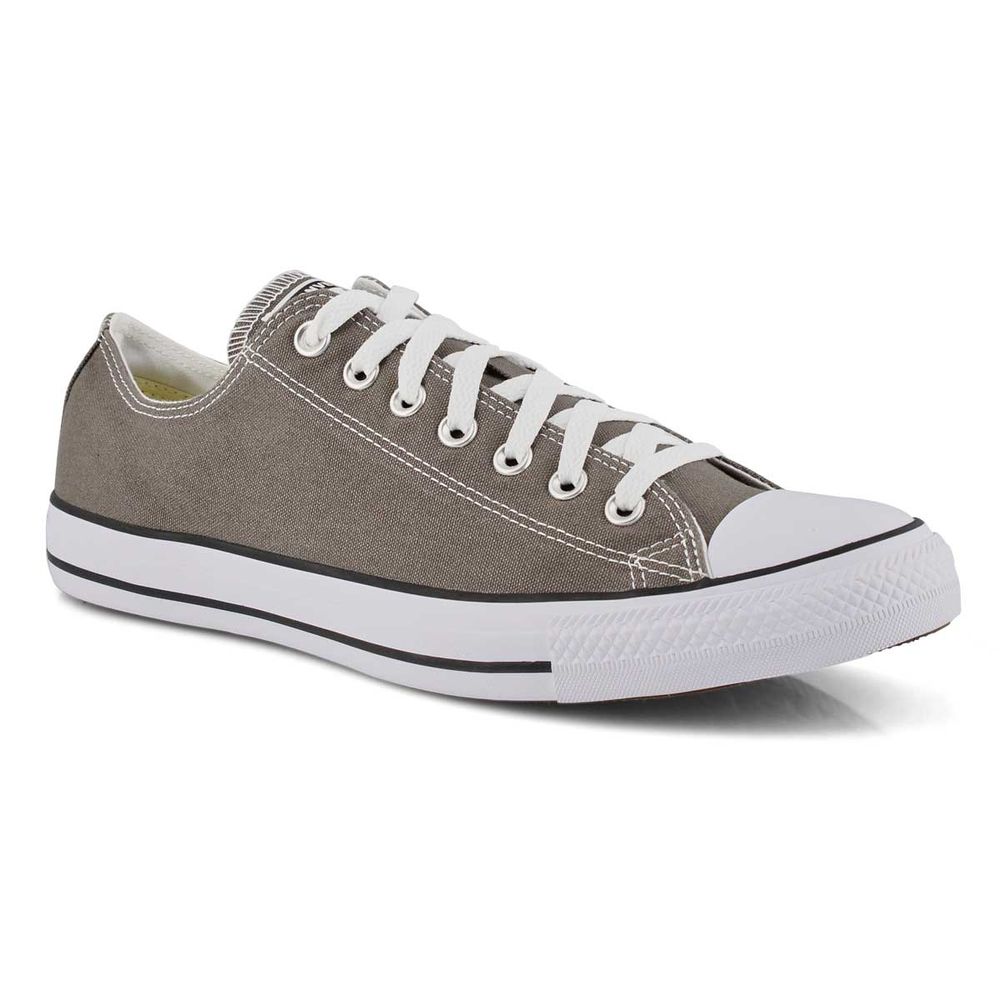 Men's Chuck Taylor All Star Classic Leather Sneake