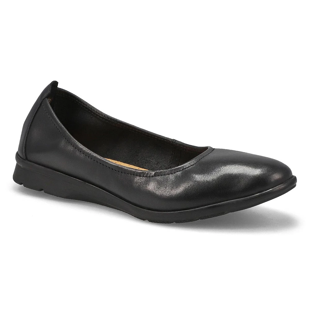 Women's Jenette Ease Casual Flat