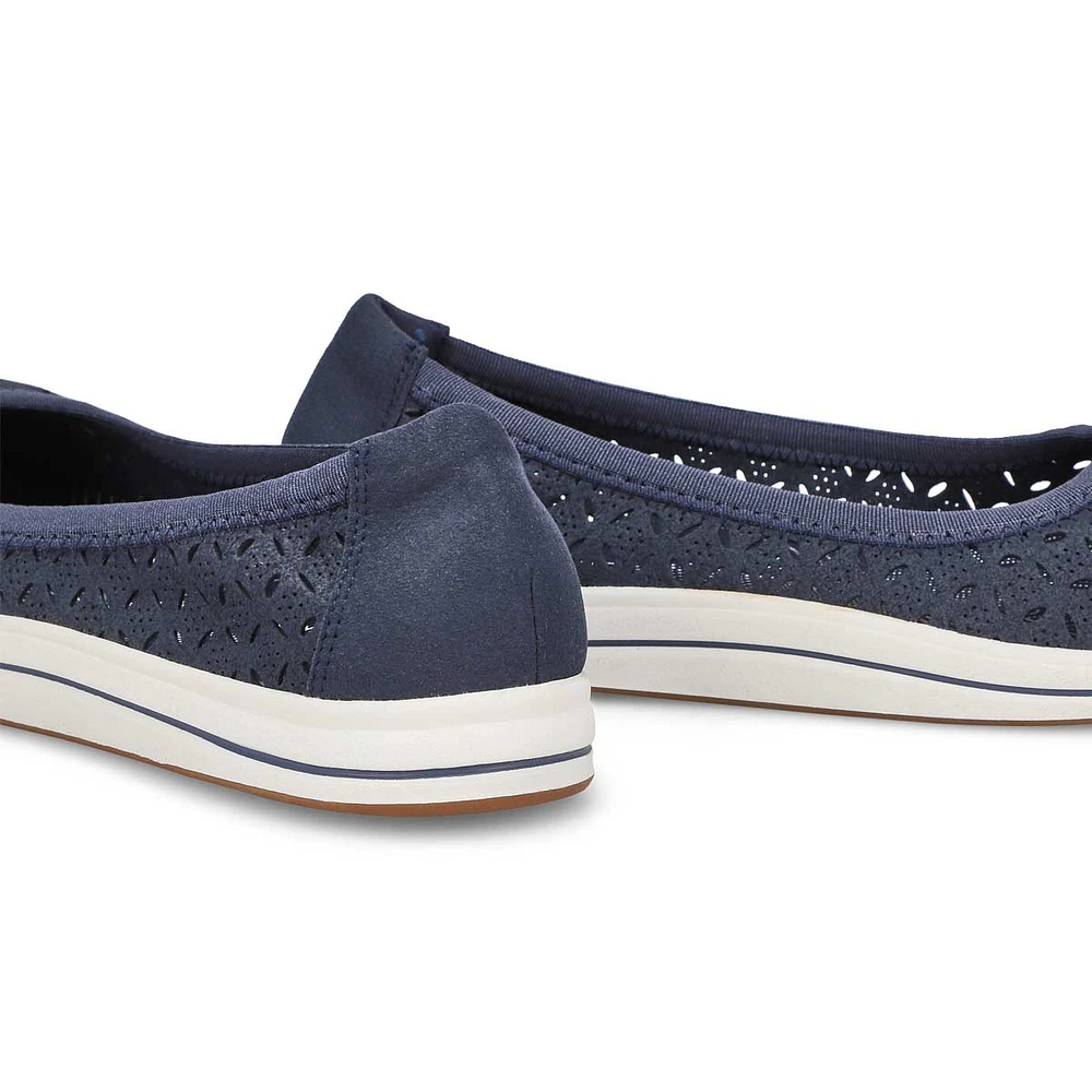 Women's Breeze Roam Casual Shoe