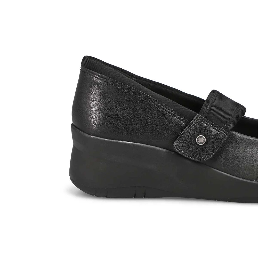 Women's Suttyn May Casual Wide Loafer - Black