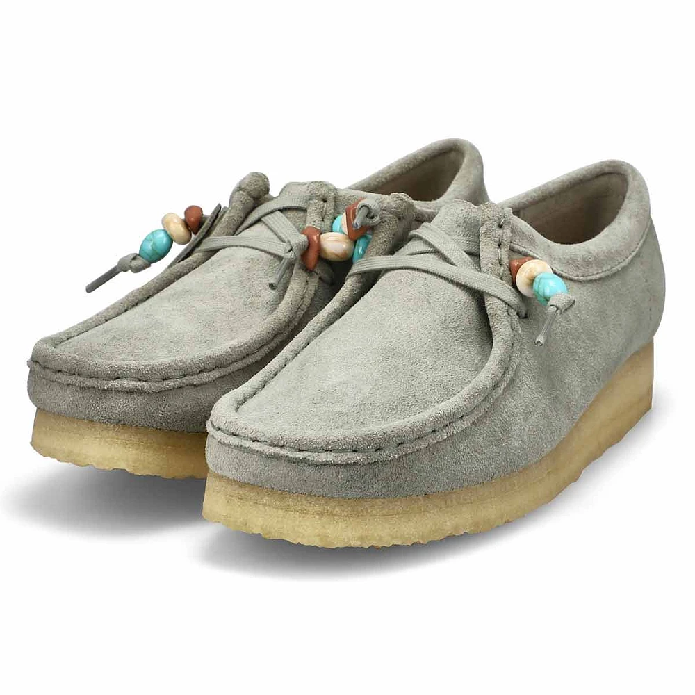 Women's Wallabee Casual Lace Up Shoe - Beeswax