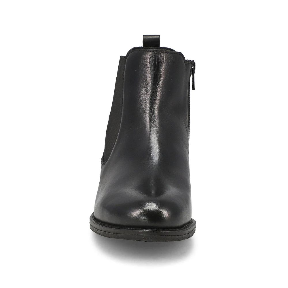 Women's Simona 03 Pull On Chelsea Boot - Black