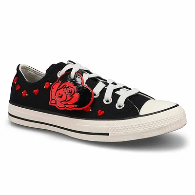 Women's Chuck Taylor All Star Love me, Me Not