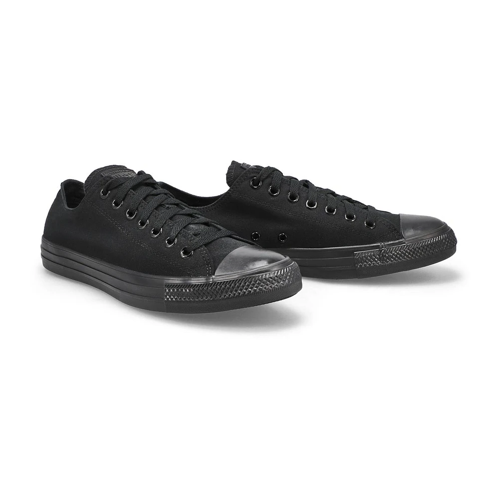 Men's Chuck Taylor All Star Classic Leather Sneake