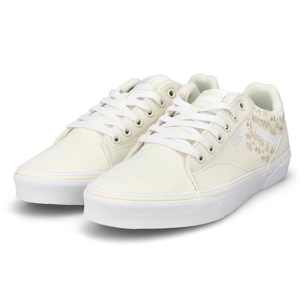 Women's Seldan Embroidered Lace Up Sneaker - Flowe