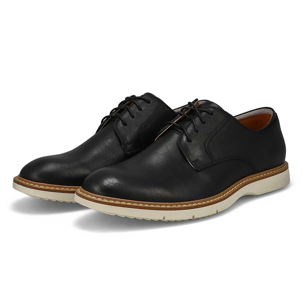 Men's Wayward Lace Up Casual Oxford