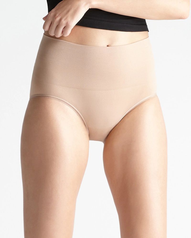 Yummie Ultralight Seamless Smoothing Brief, Almond, Size S/M, from Soma