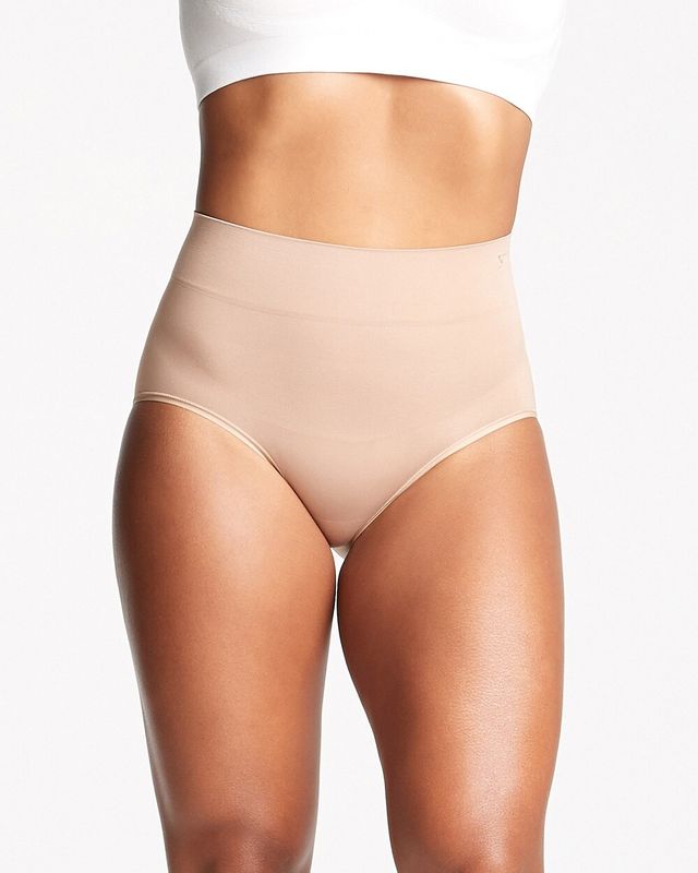 Yummie Ultralight Seamless Smoothing Thong, Almond, Size M/L, from Soma