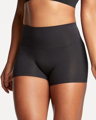Yummie Ultralite Seamless Smoothing Shortie, Black, Size M/L, from Soma