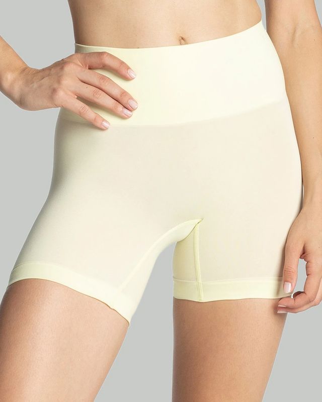 Yummie Ultralite Seamless Smoothing Shortie, TENDER YELLOW, Size S