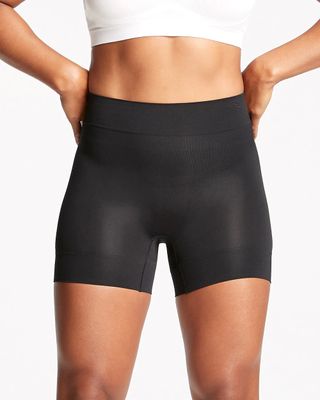 Yummie Bria Curve Comfort Shorts, Black, Size S/M, from Soma