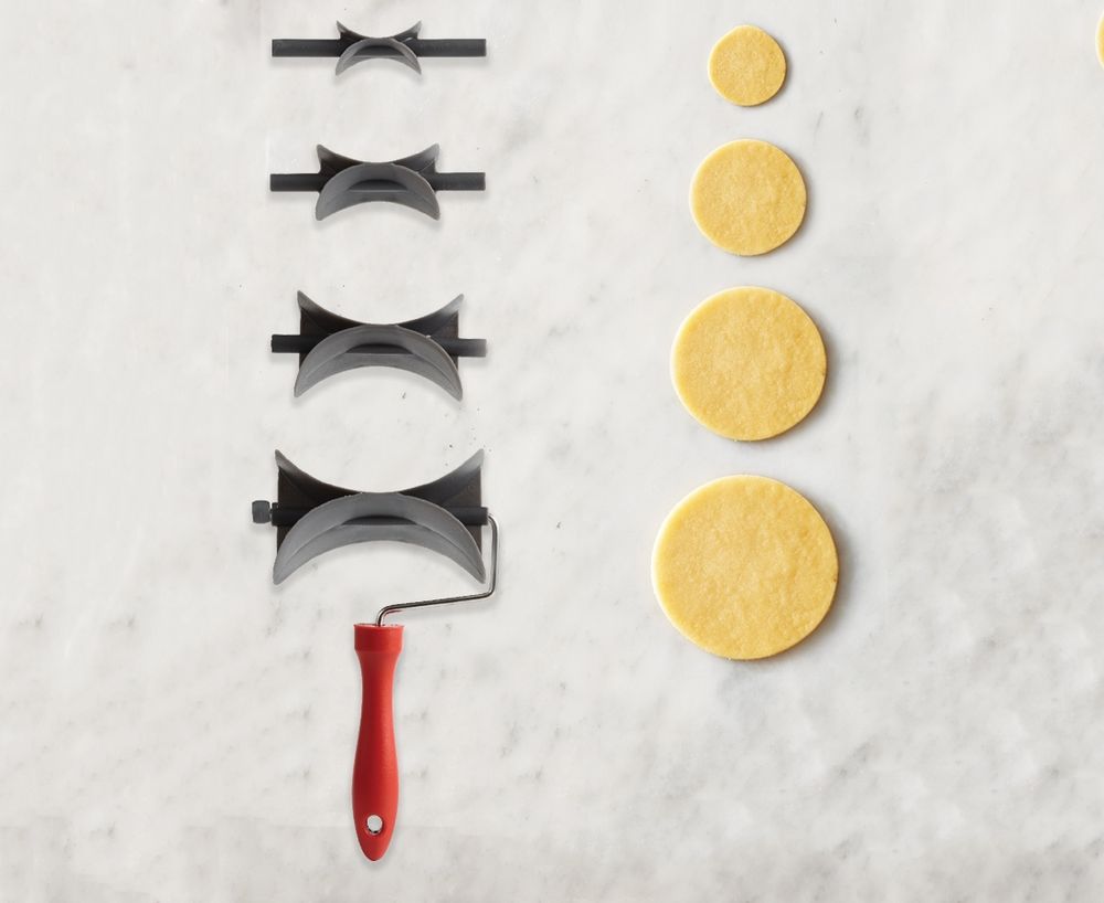 thinkkitchen Rolling Cookie Cutter