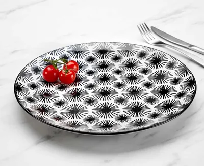 Uni Dinner Plate, Black and White
