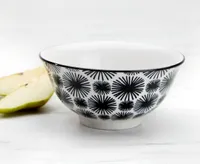 Uni Bowl, Black and White