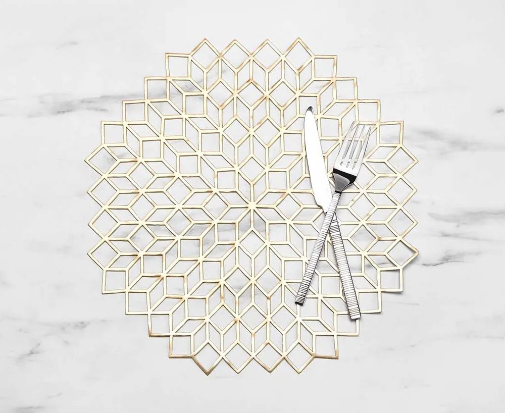 Round Metallic Flower Placemat