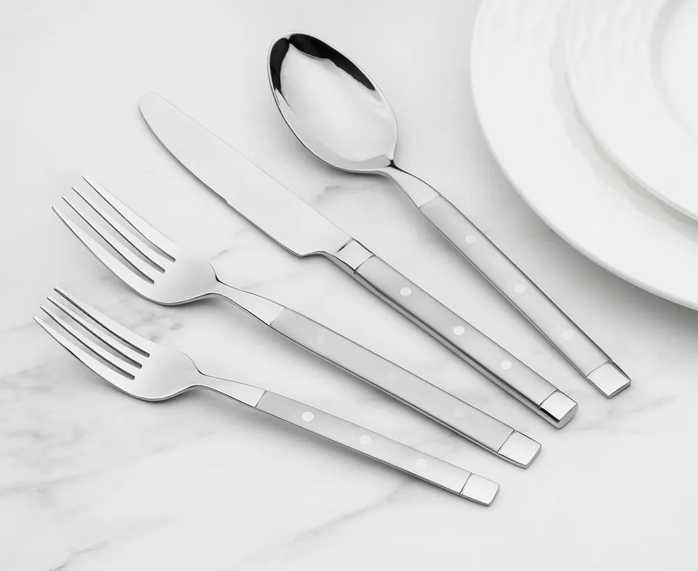 Bella 24-Pc Flatware Set