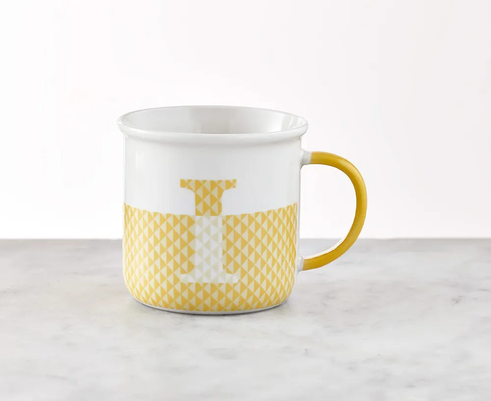 Monogrammed Mug "I", Yellow