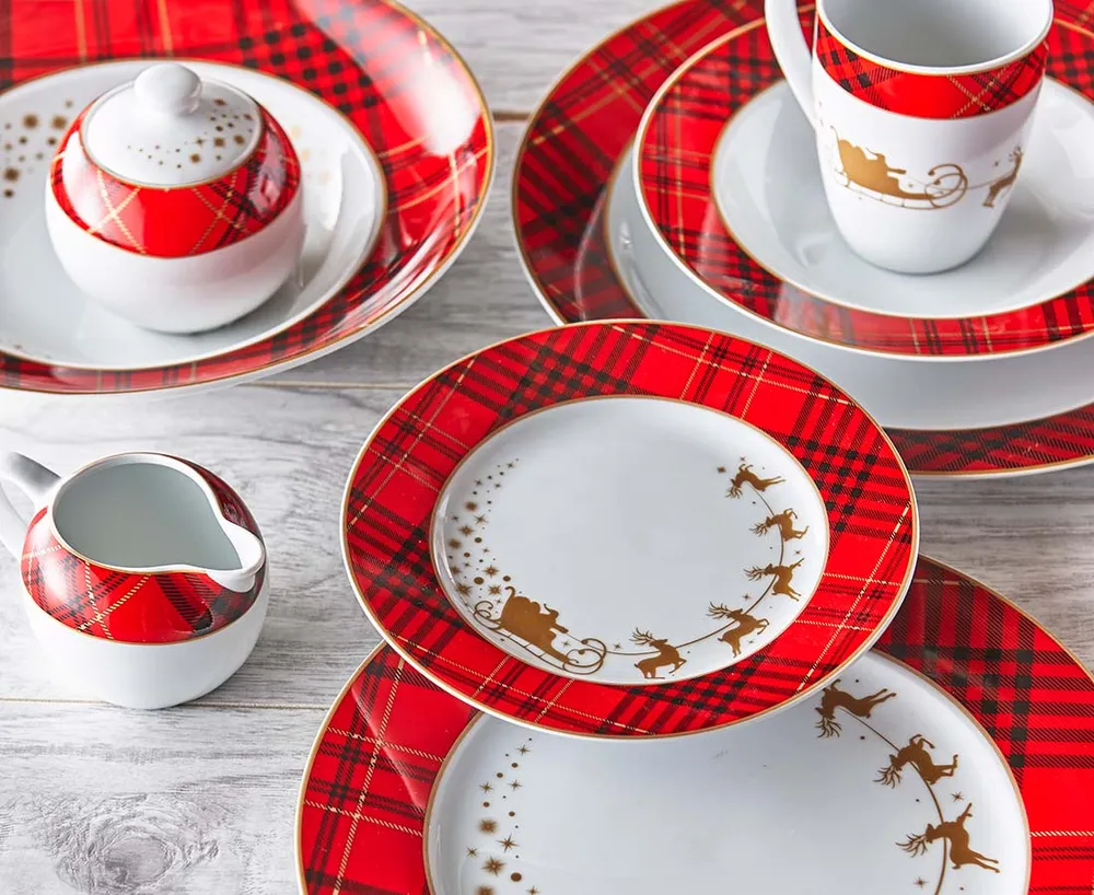 Christmas Eve 37-Pc Dinnerware Set